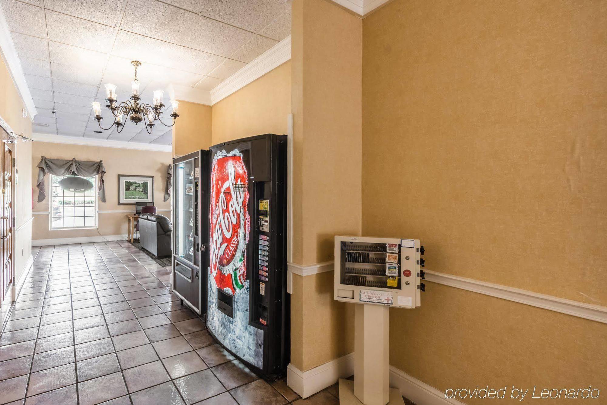 Econo Lodge Inn & Suites Orangeburg Exterior photo